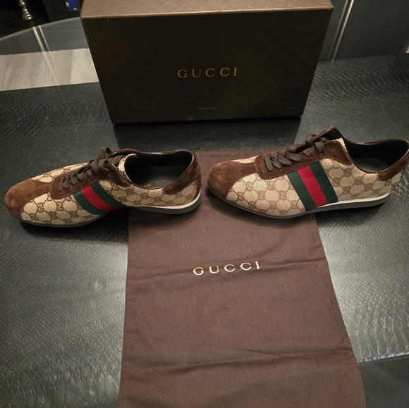 Men's Gucci sneakers - Picture 4 of 6
